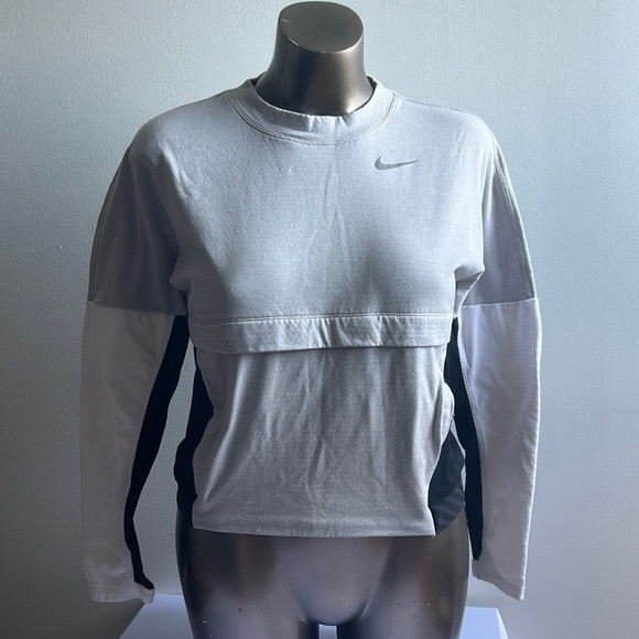 Grey Nike Crewneck Sweater Size Medium - Picture 1 of 5
